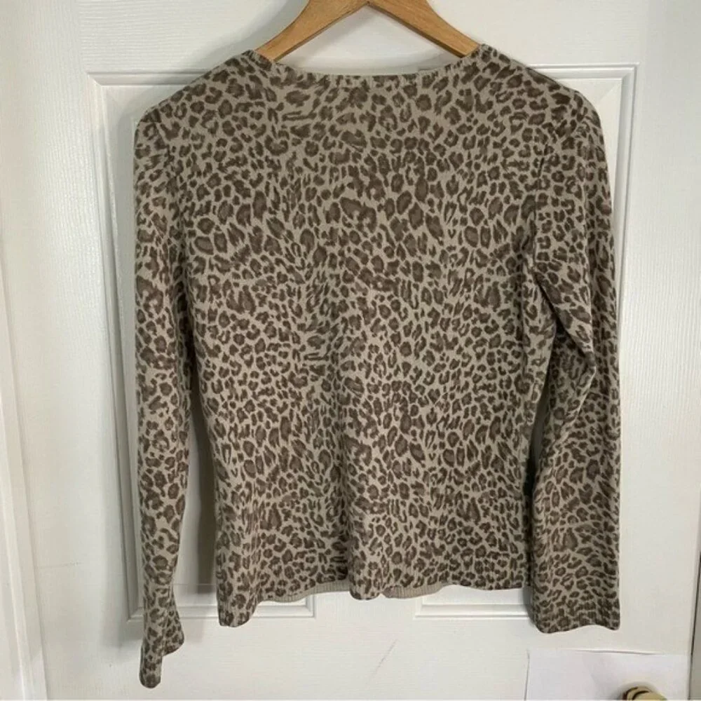 Garnet Hill Beige Leopard Print pure Cashmere Cardigan Size XS mob wife chic
